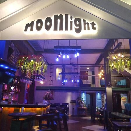 Moonlight Villa Phnom-Penh Buitenkant foto