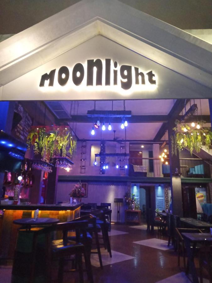 Moonlight Villa Phnom-Penh Buitenkant foto