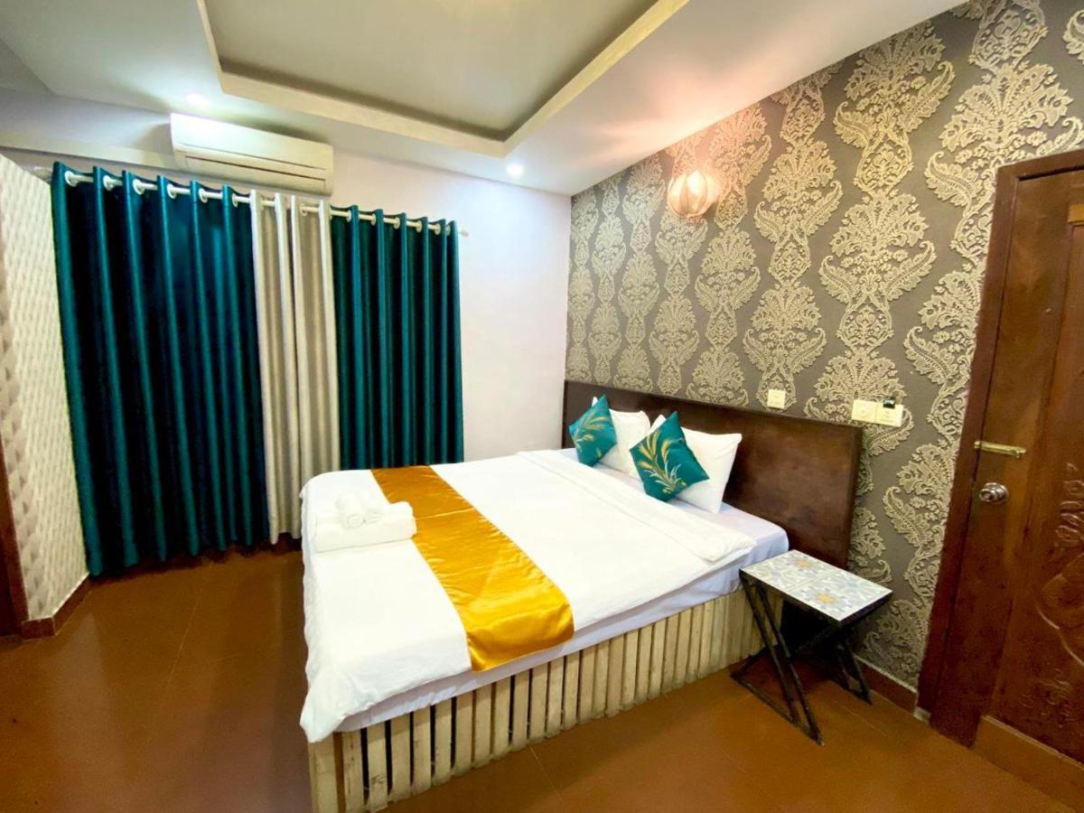 Moonlight Villa Phnom-Penh Buitenkant foto