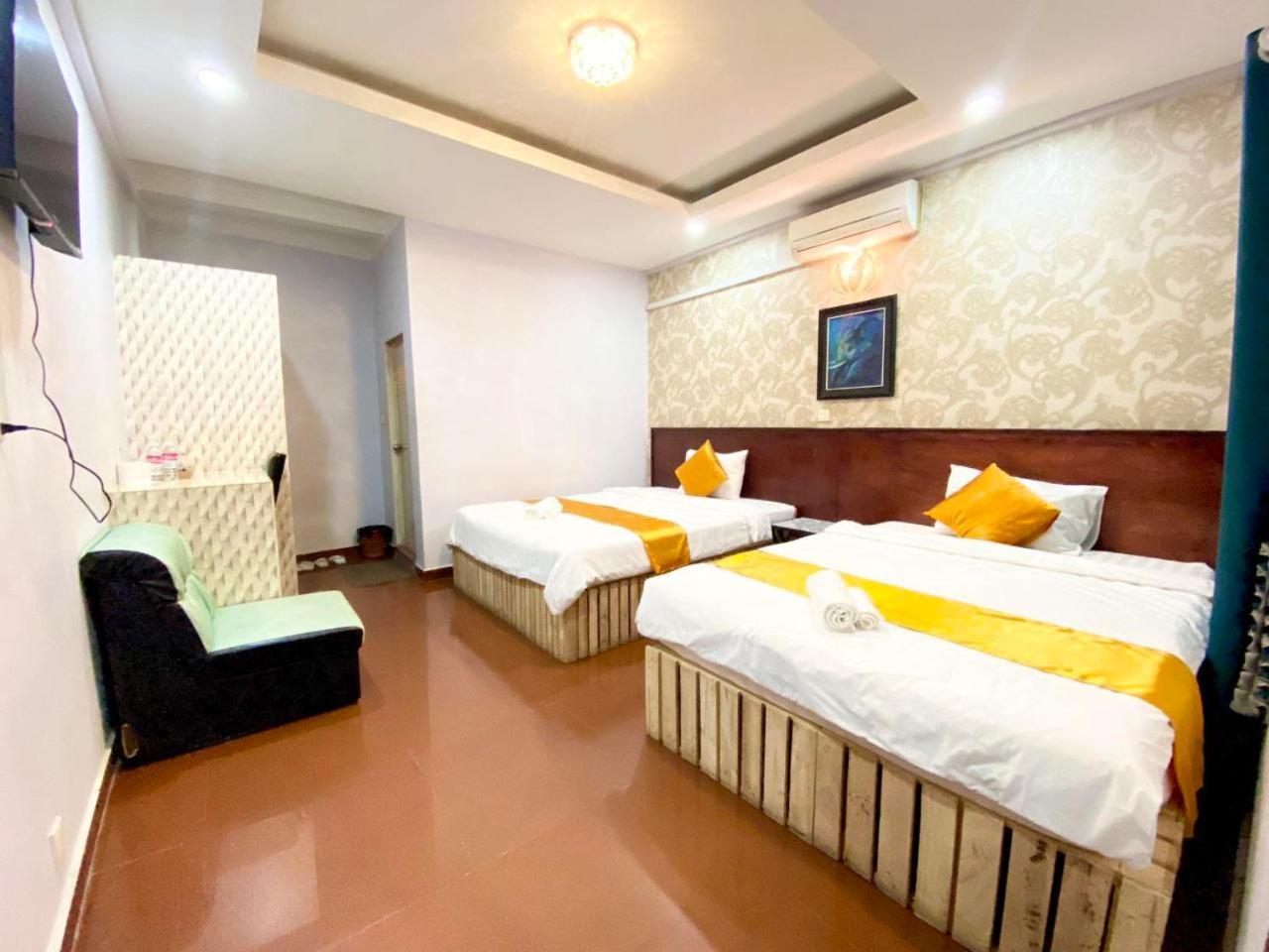 Moonlight Villa Phnom-Penh Buitenkant foto
